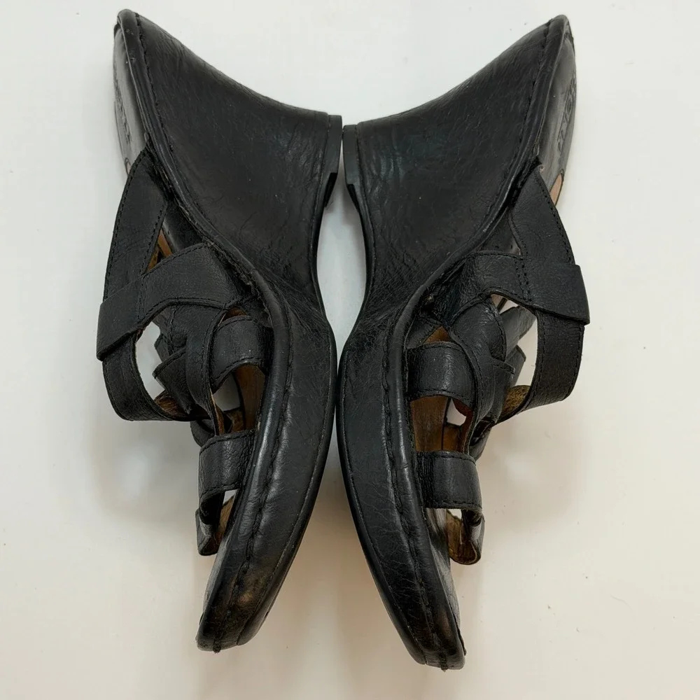 Born Black Leather Strappy Ascot Wedge Sandals Womens 8 M/W W3309 K6 Slide Mules